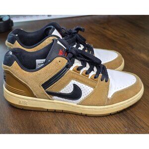 Nike SB Air Force 2 Low Sneakers Size 9 Tan/White/Black Leather & Suede Womens S